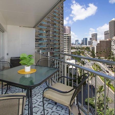 Resort Life At A Low Price- Ilikai Hotel Honolulu Esterno foto